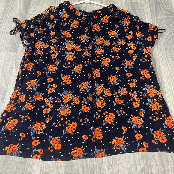 Lane Bryant Navy Blue with orange Floral Print Women's Top; Size 20 - Picture 7 of 9